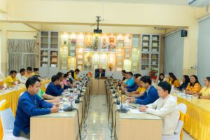 ร่วมประชุมผู้อำนวยการ รองผู้อํานวยการโรงเรียน ชมรมครูอำเภอเมืองลำปาง
